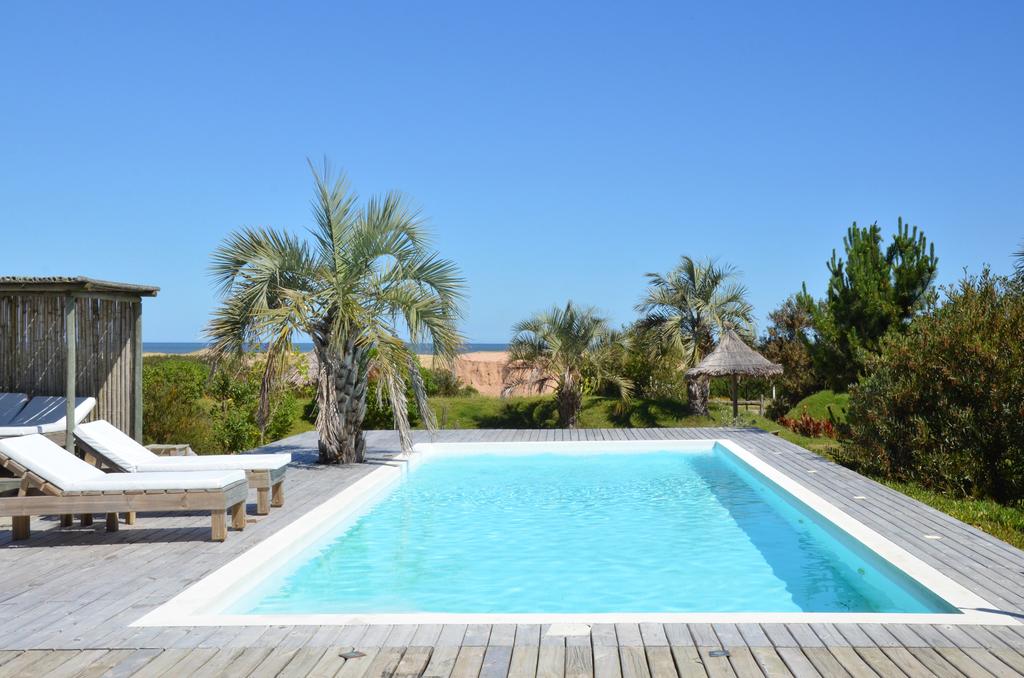 Casa Suaya Hotel