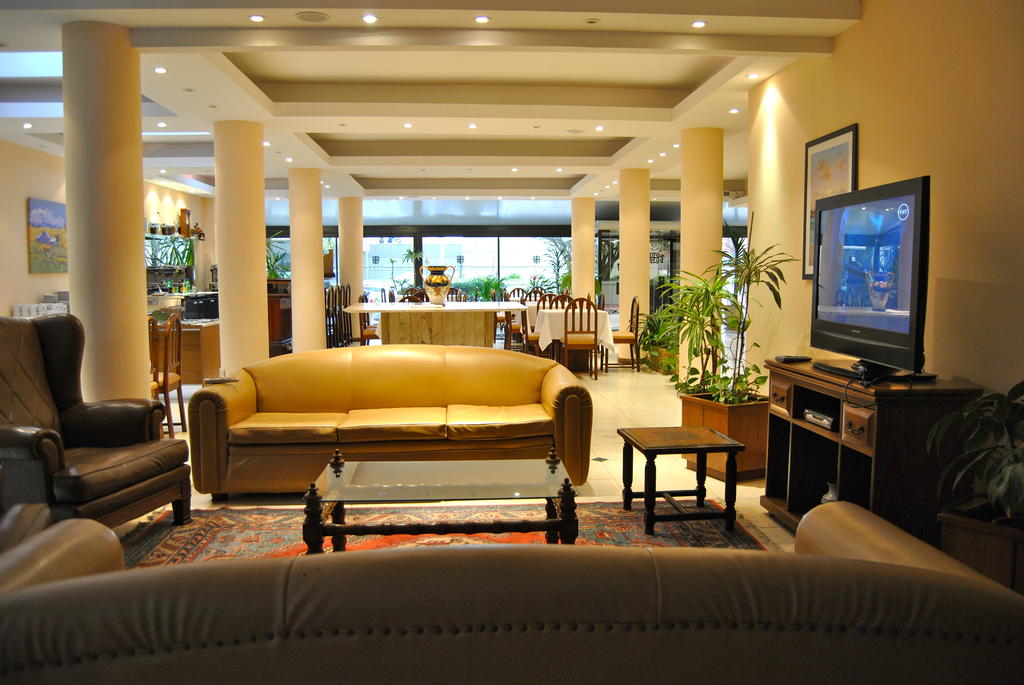 Iberia Hotel