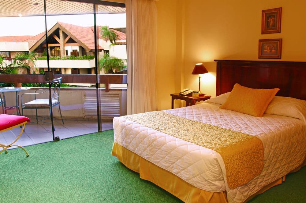 Yotau All Suites Hotel