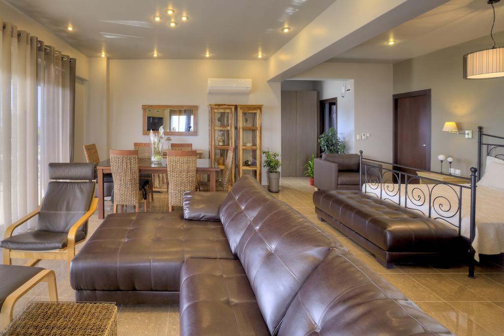Marini Luxury Apartments & Suites