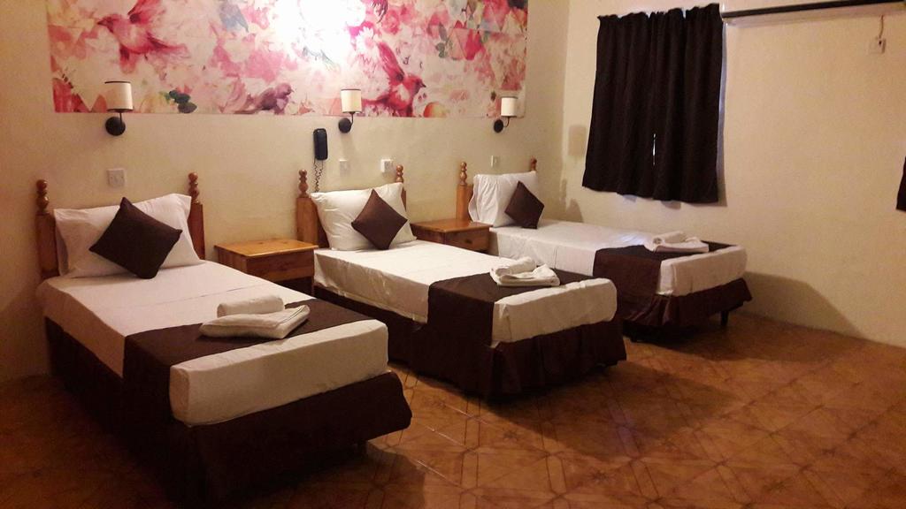 Beach Garden Hotel