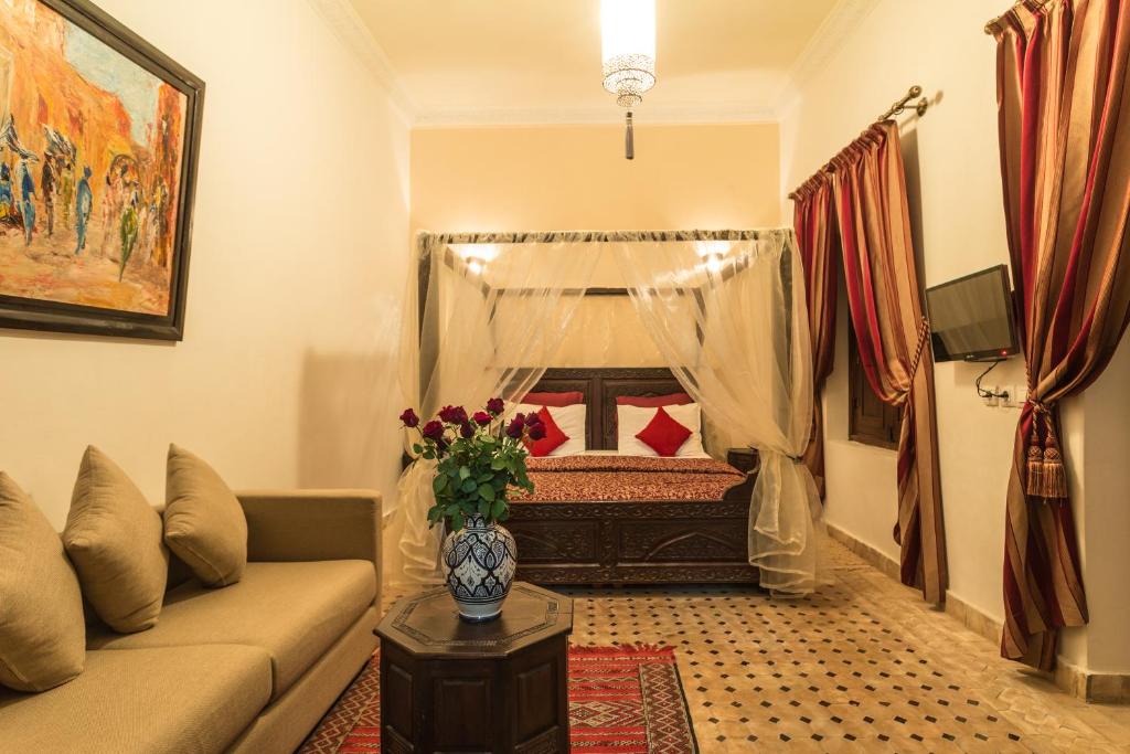 Riad Nasreen
