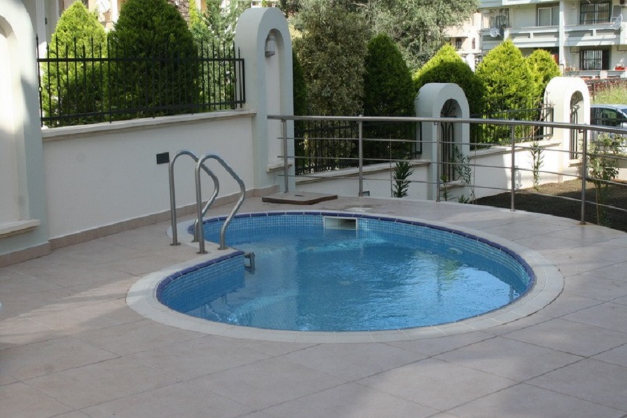 Club Karakas Apart