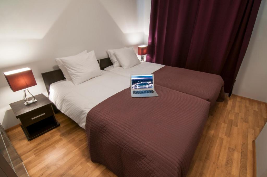 Corvin Center Suites