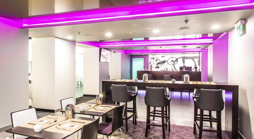 12 Revay Hotel