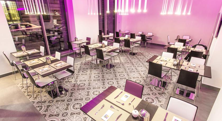 12 Revay Hotel