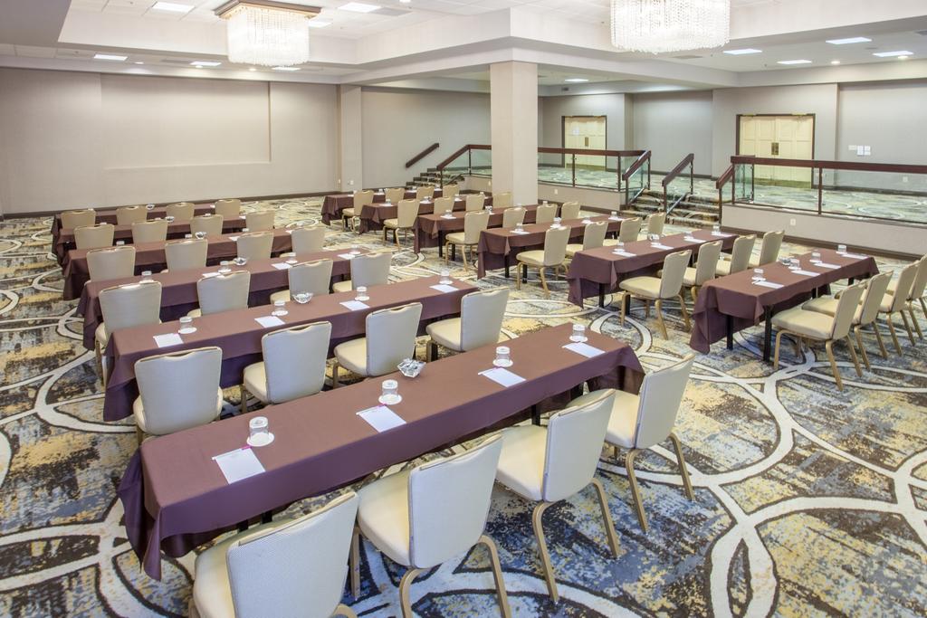 Crowne Plaza Memphis East