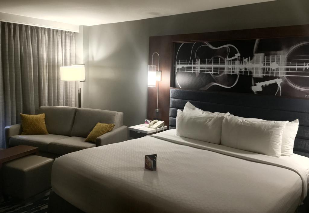 Crowne Plaza Memphis East