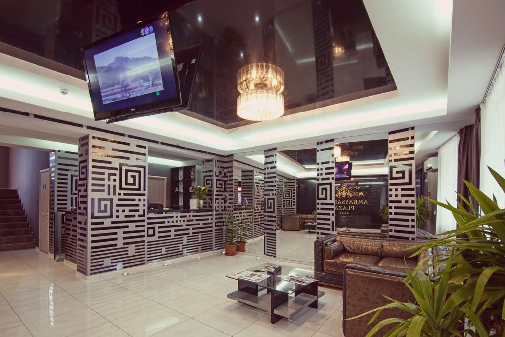 Ambassador Plaza Hotel