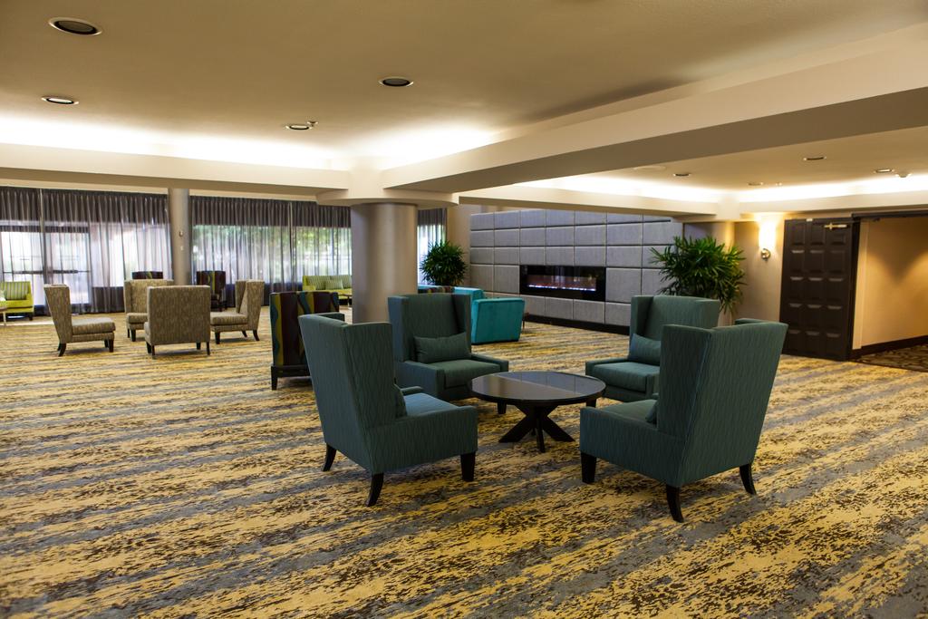 Ontario Convention & Airport Hotel