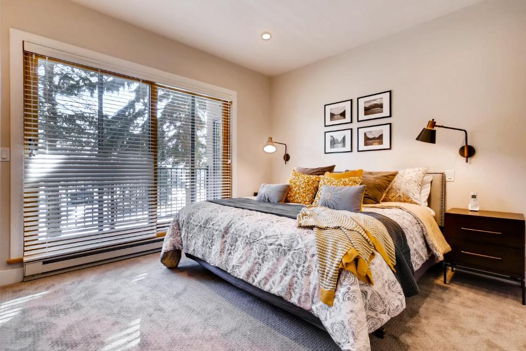 Snow Flower Condos by Steamboat Resorts