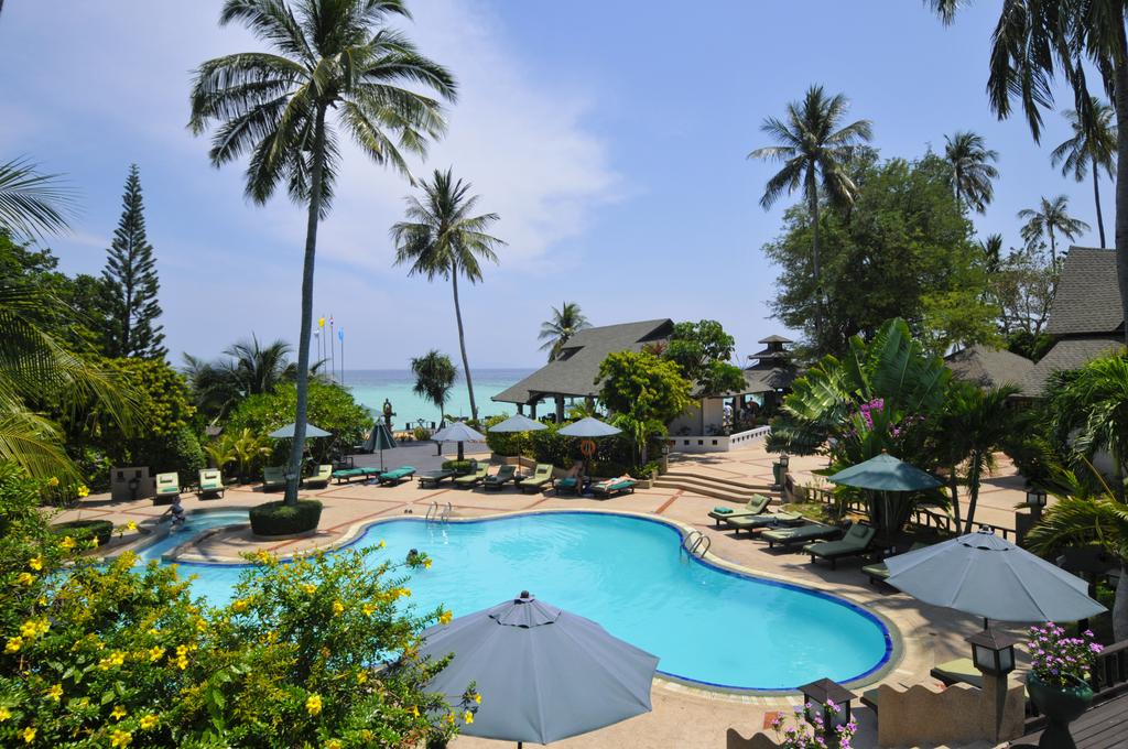 Phi Phi Holiday Resort (Formerly Holiday Inn)