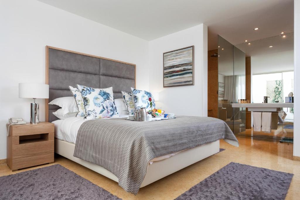 Pine Cliffs Village & Golf Suites
