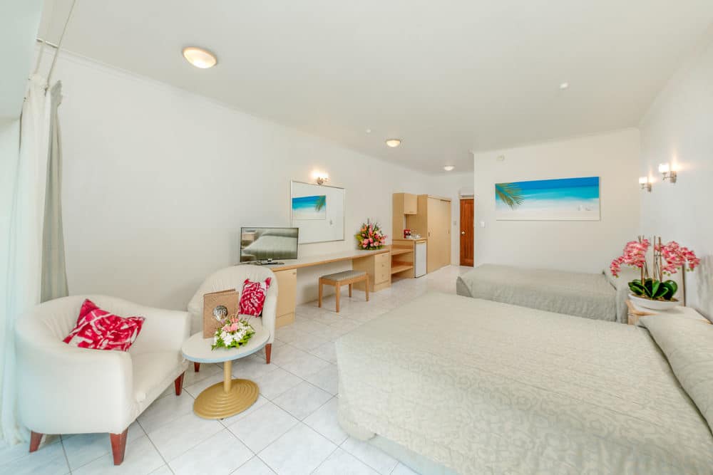Muri Beach Club Hotel