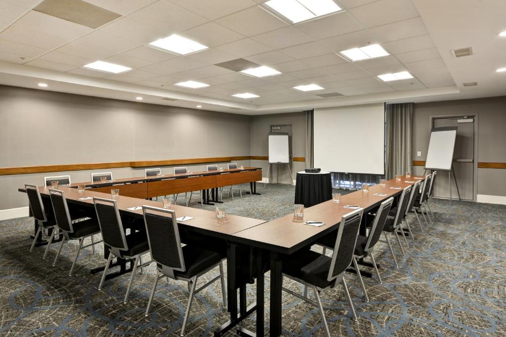 Homewood Suites by Hilton Dallas-Frisco