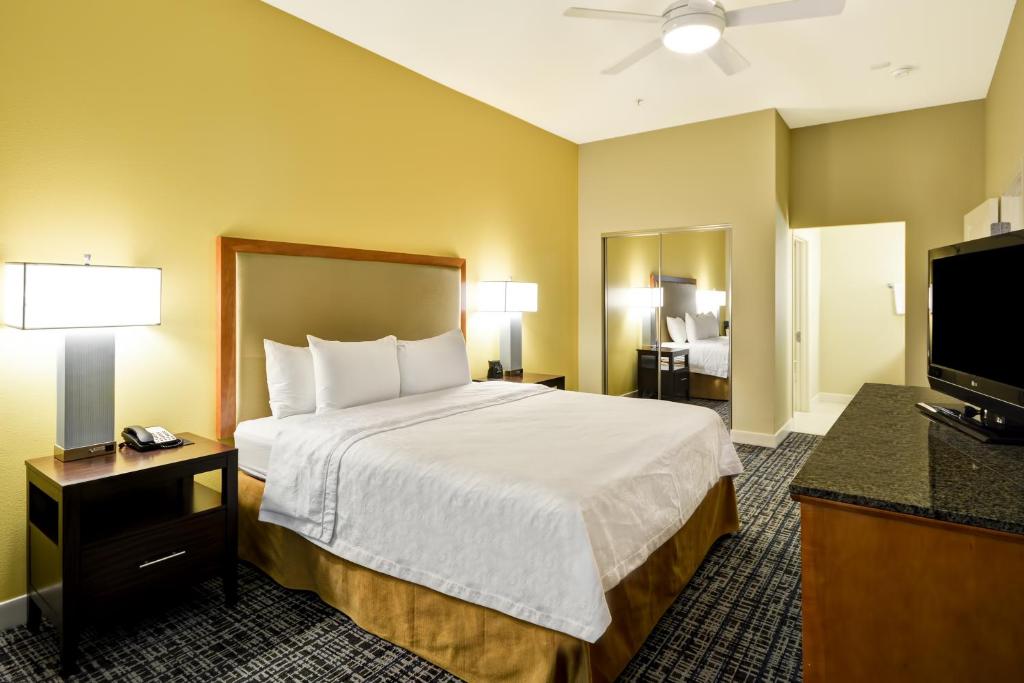 Homewood Suites by Hilton Dallas-Frisco