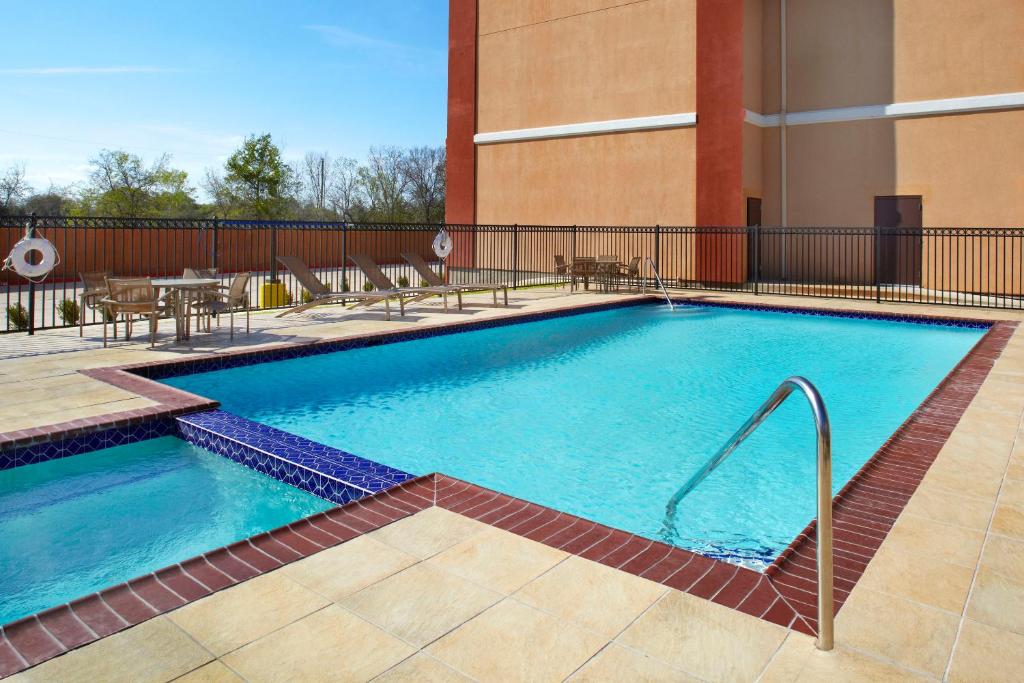Four Points by Sheraton Houston Hobby Airport