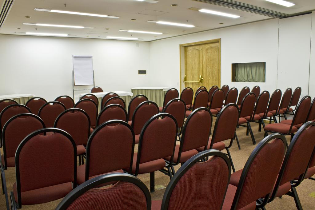 Le Premier Suites