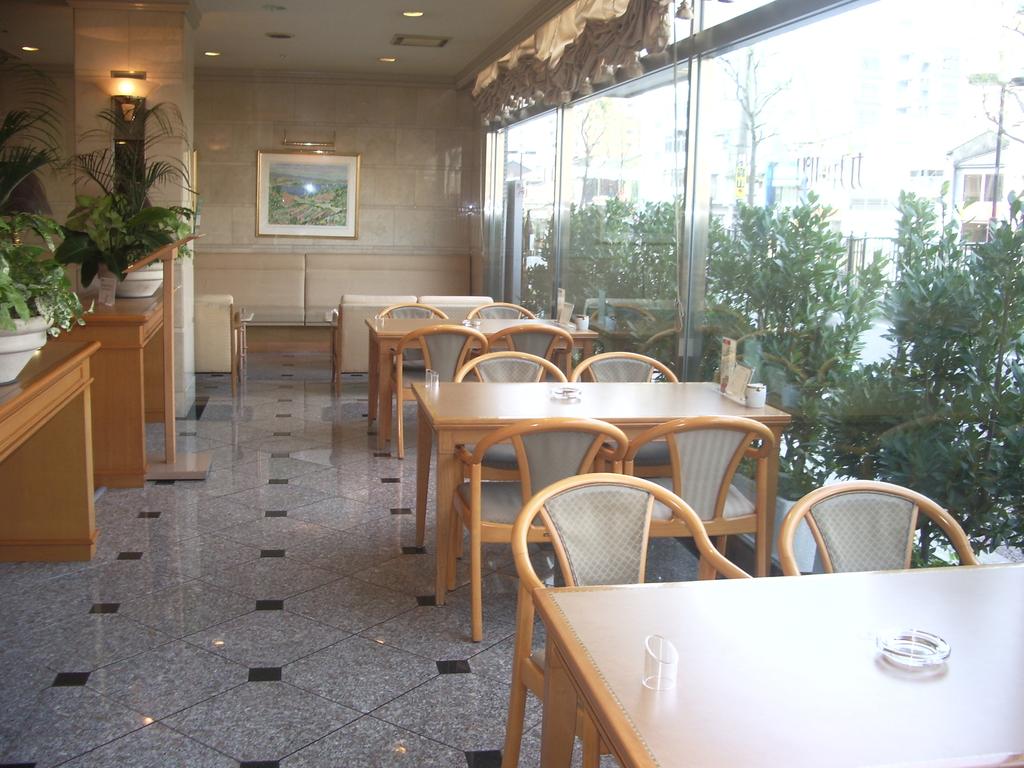 Hakata Nakasu Washington Plaza