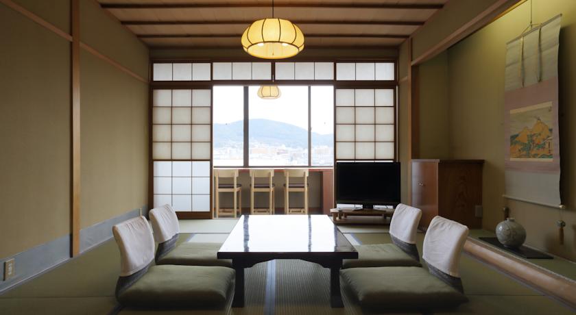 Ryokan Tazuru