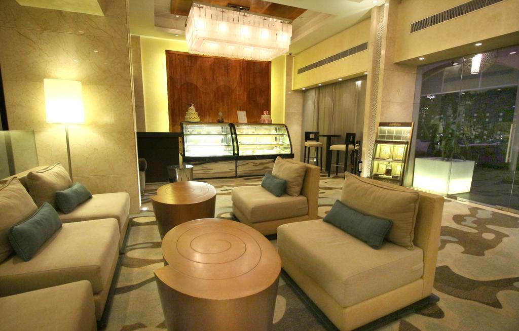 Vivanta Bengaluru Residency Road