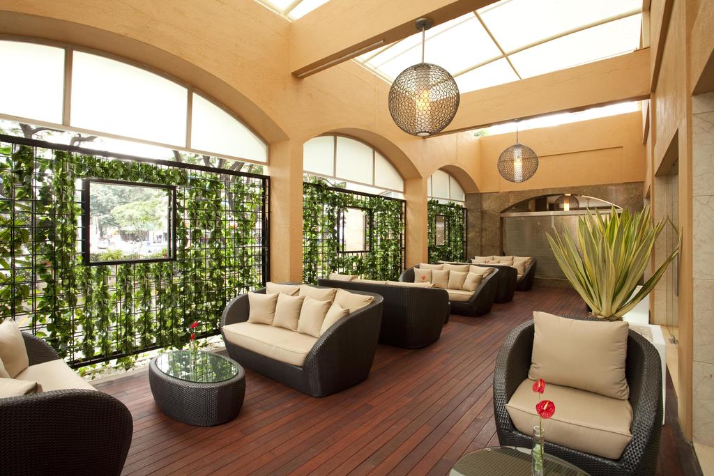 Vivanta Bengaluru Residency Road