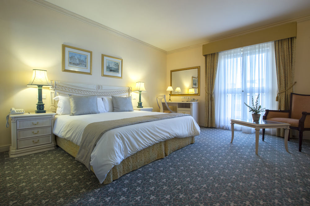 Radisson Blu Le Vendome Hotel