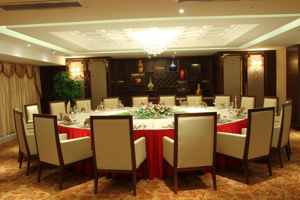 NANHAI JIAYI INTERNATIONAL HOTEL