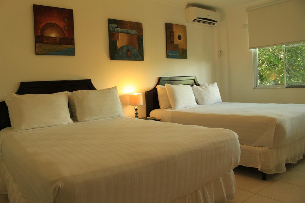 Albrook Inn