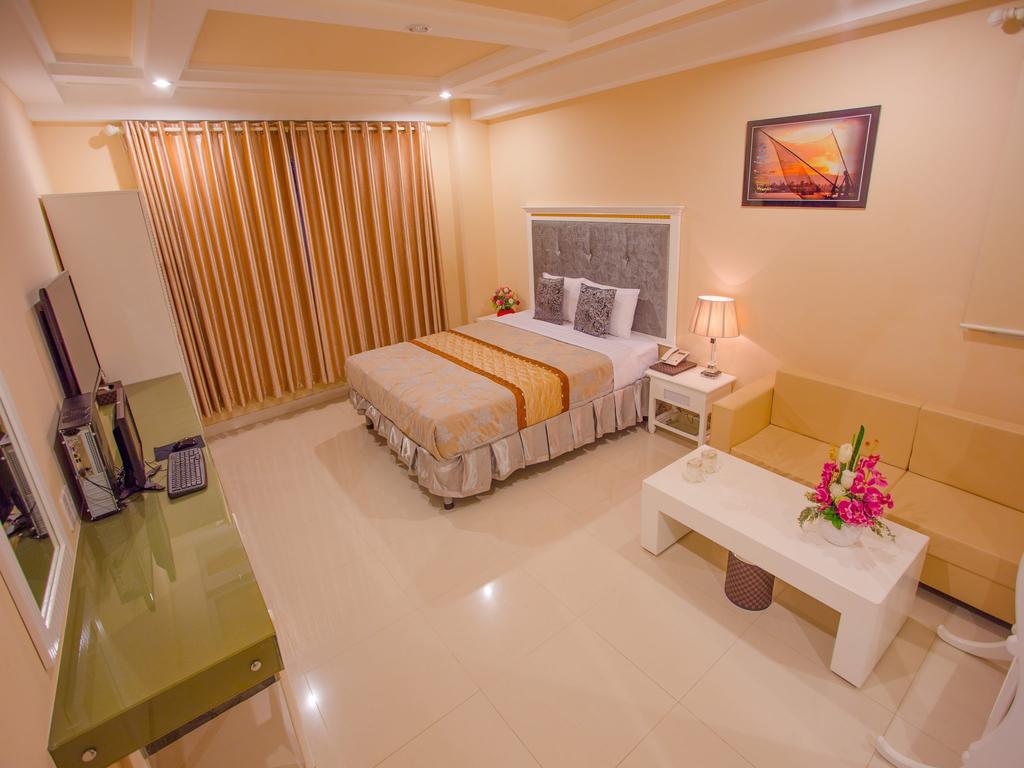 Dyn Opera Hotel