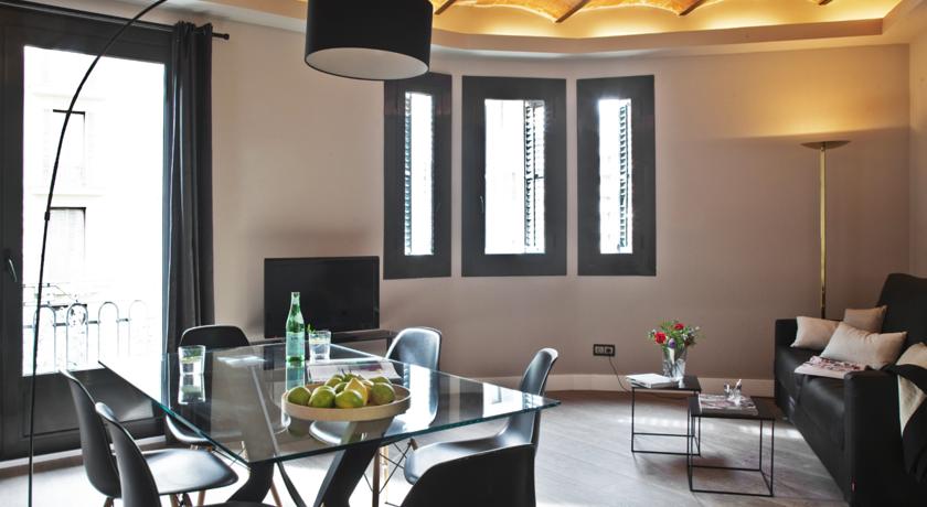 AinB Eixample-Miro Apartments