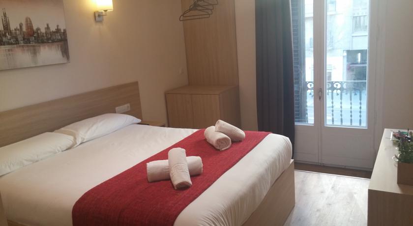Hostal Barcelona Travel