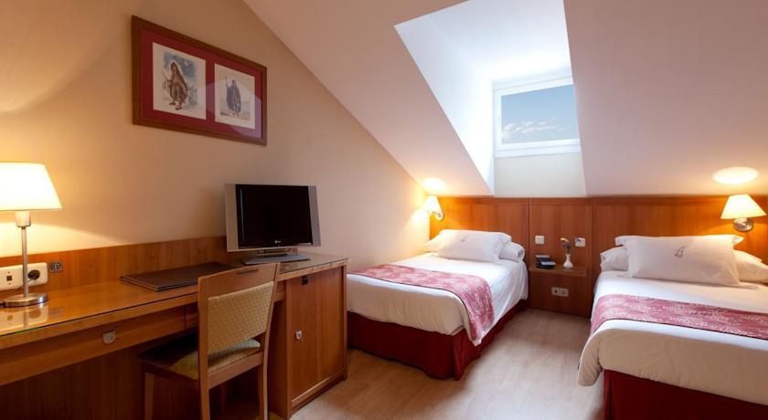 Hotel Ateneo Puerta del Sol