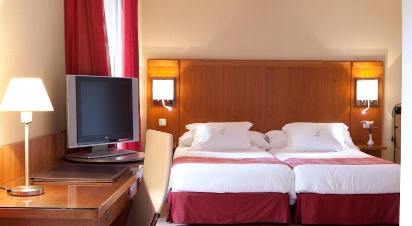Hotel Ateneo Puerta del Sol