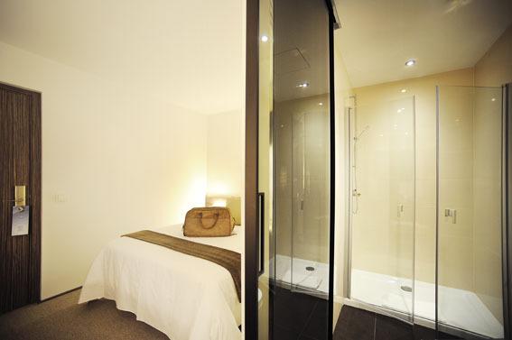 Air Rooms Madrid by HelloSky