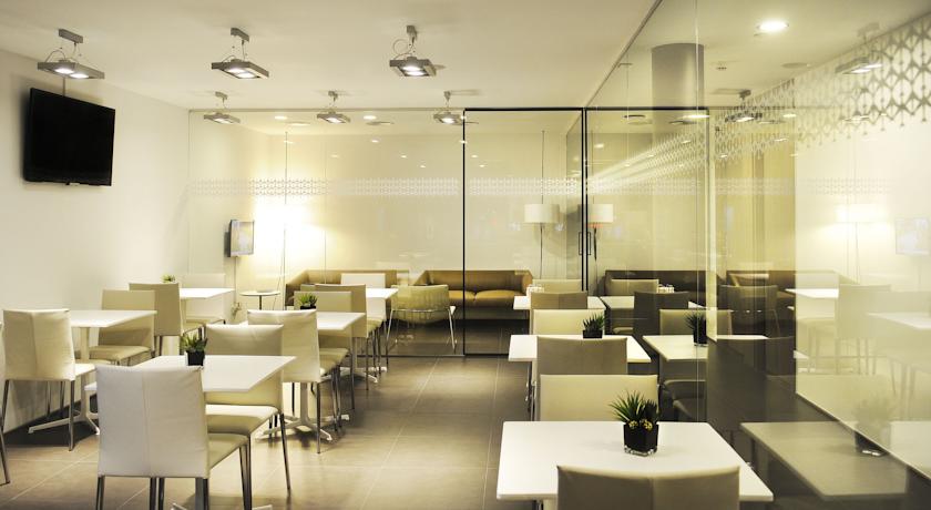 Air Rooms Madrid by HelloSky