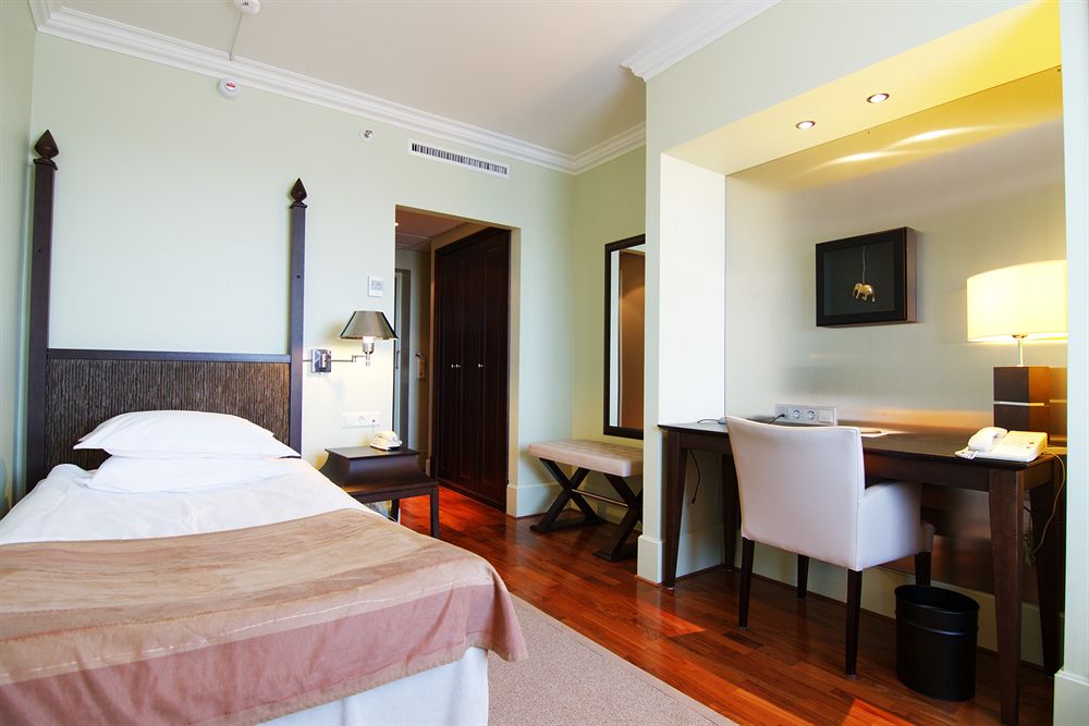 Elite Park Avenue Hotel