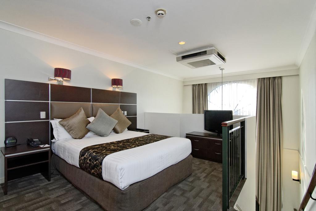Parkside Hotel & Apartments Auckland (Formerly Amora)