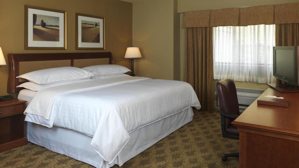 The Read House Historic Inn & Suites (Formerly Sheraton)