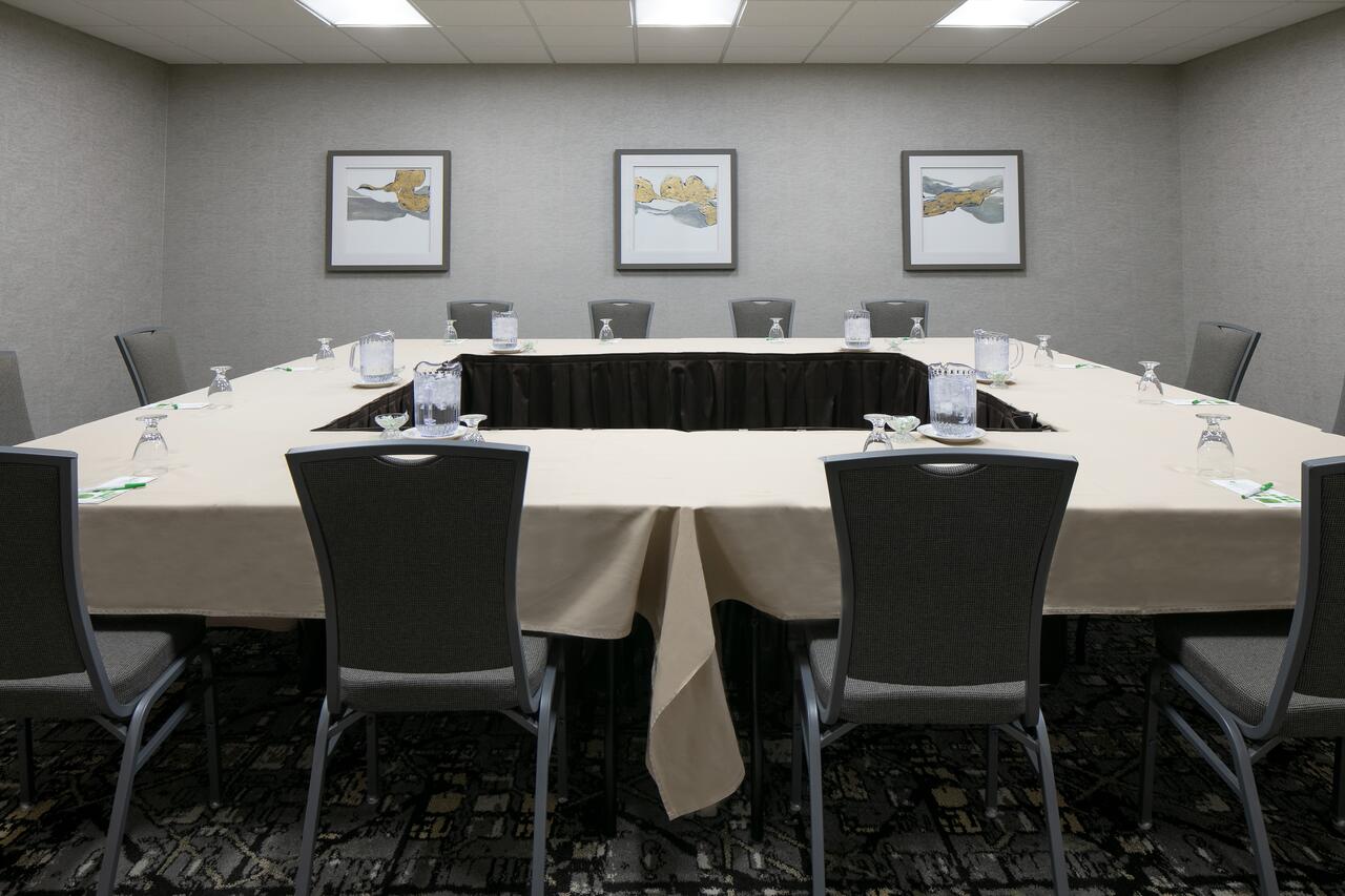 Holiday Inn Hotel & Suites Des Moines - Northwest