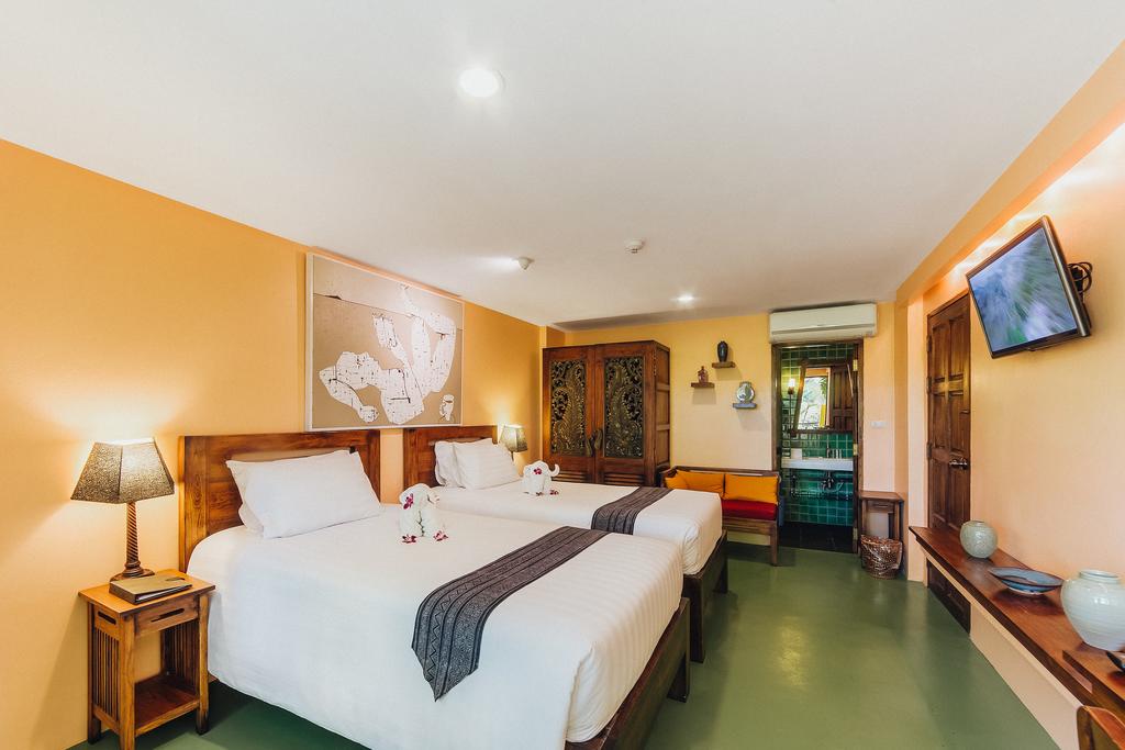 CC's Hideaway
