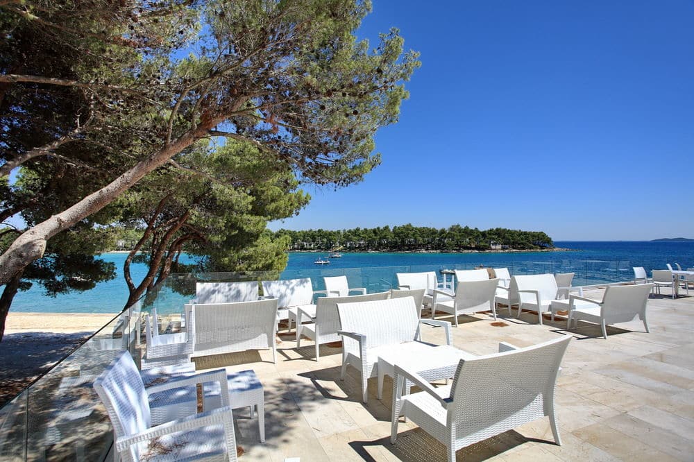 Crvena Luka Resort