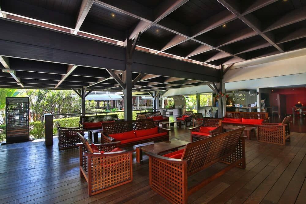 La Creole Beach Hotel & Spa