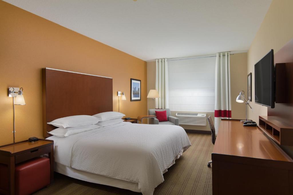 Four Points By Sheraton Portland East