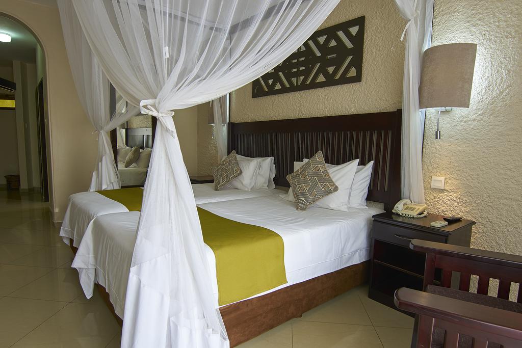 Victoria Falls Rainbow Hotel
