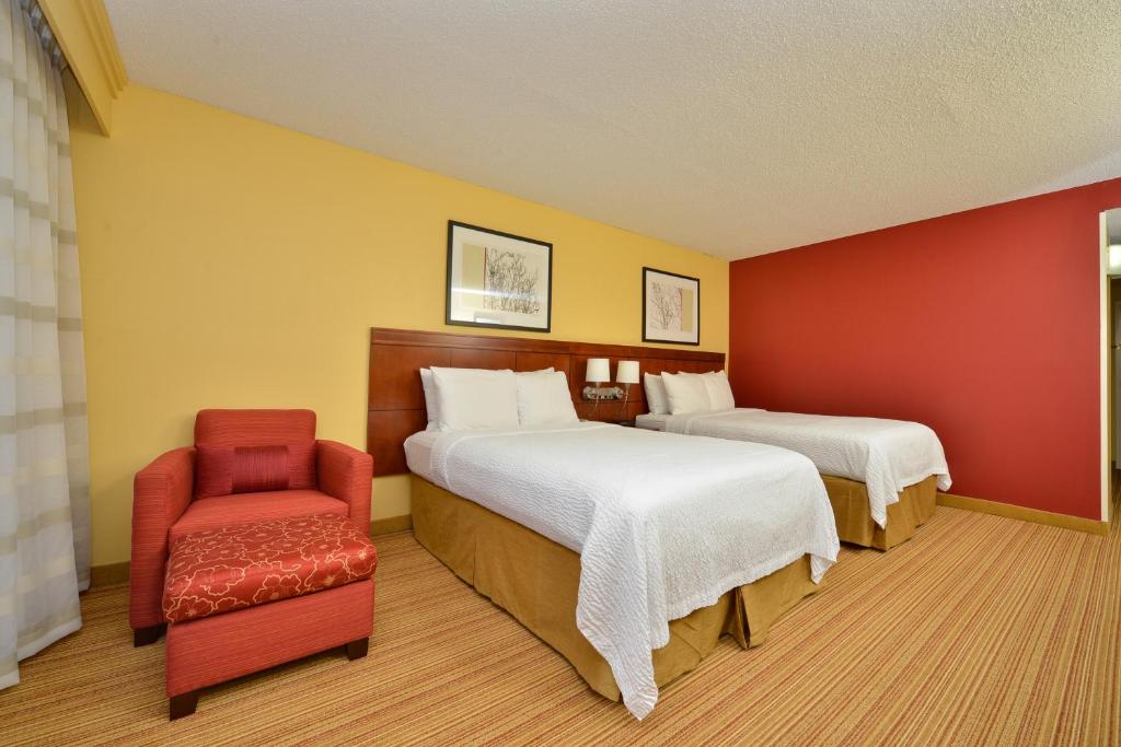 Courtyard By Marriott Bentonville