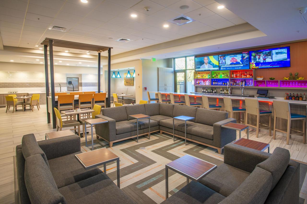 Holiday Inn Pensacola - University Area