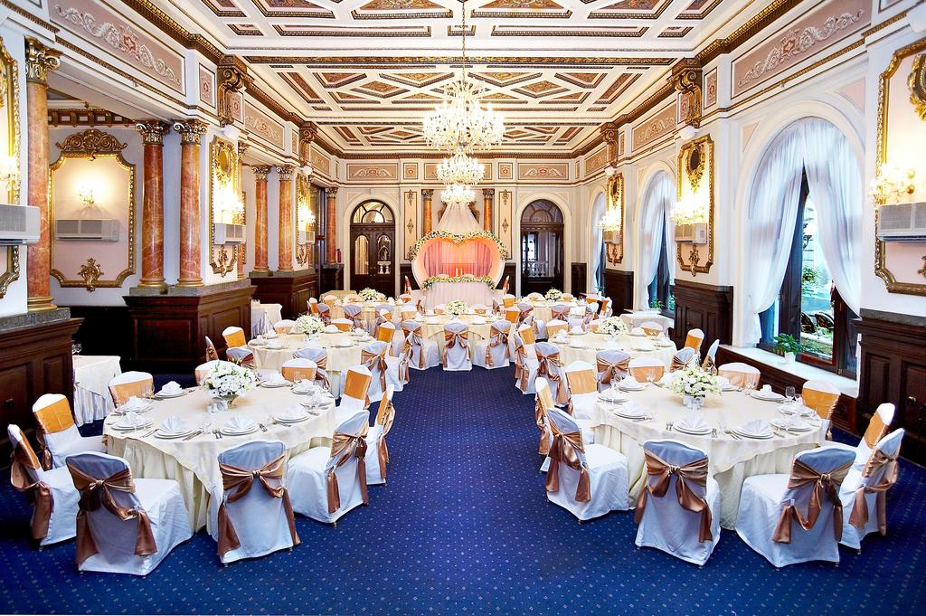 Londonskaya Hotel