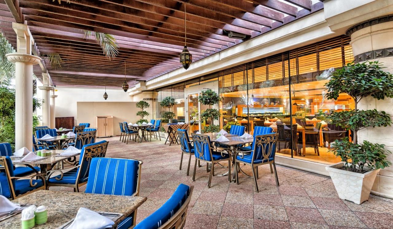Coral Beach Resort - Sharjah