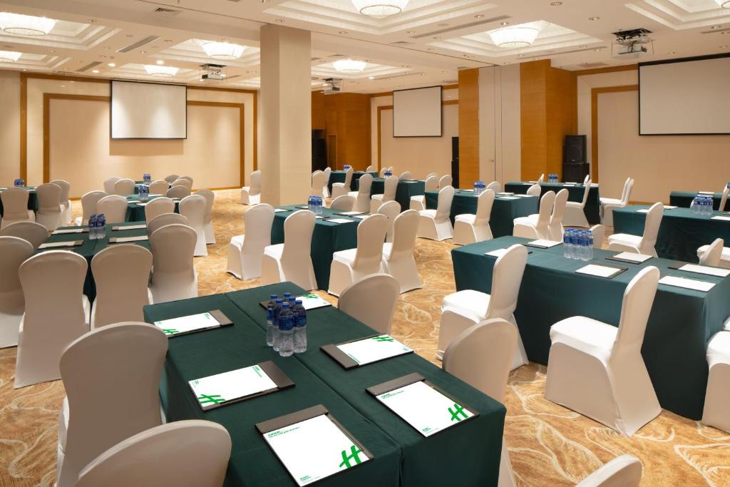 Holiday Inn Nanchang Riverside